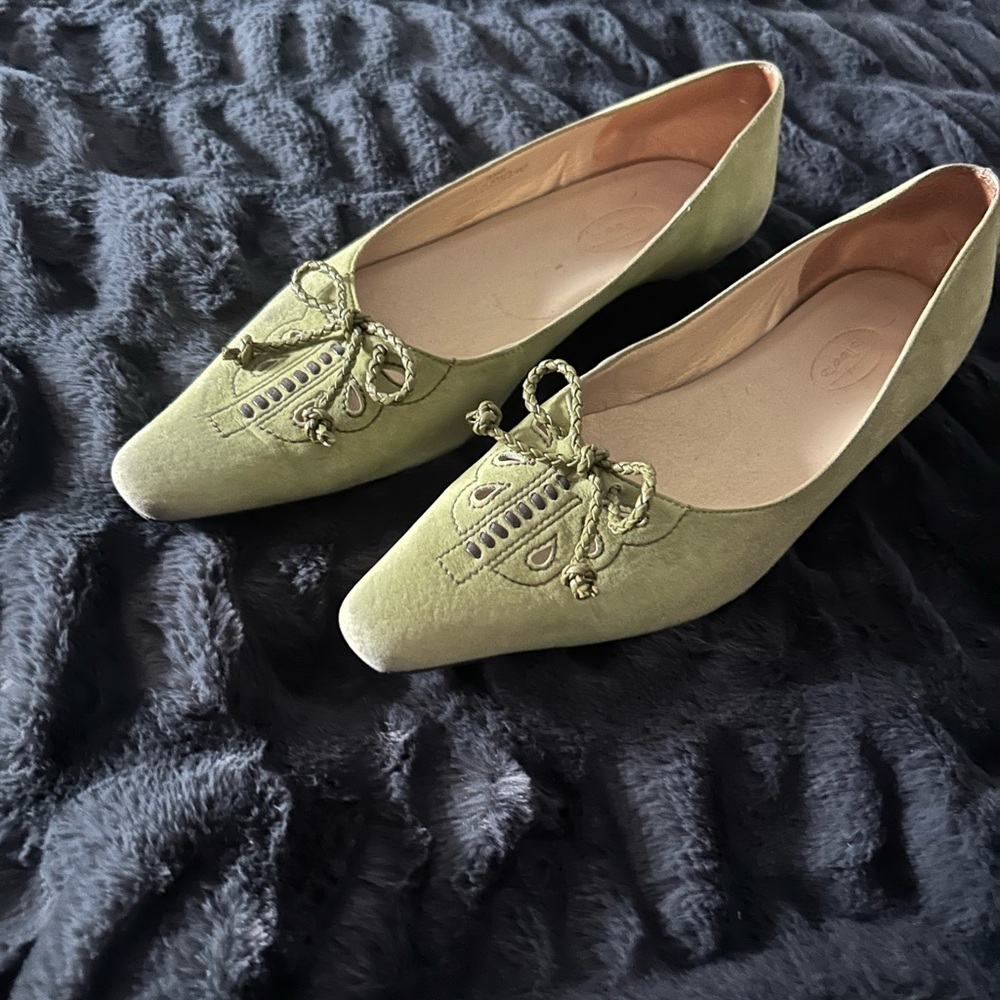 Talbots Sage Green Women's Loafers with Bow, Classic Vintage. Women’s 9.5.